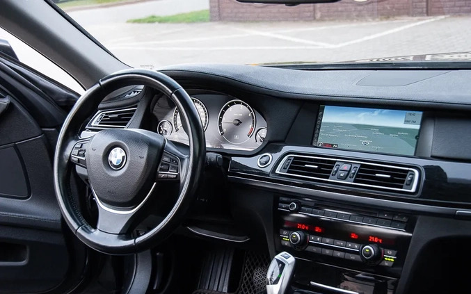 BMW Seria 7 cena 55900 przebieg: 270000, rok produkcji 2011 z Lubawka małe 781